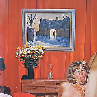 Hottest Photos of 1970's - Vintage Women Group Sex Hairy Pussies and Lots Of Cum Dripping Lust of Re