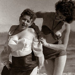 Hot Collection Of Group Naked Female Photos From The 40's
