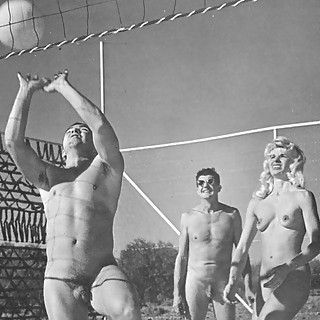 History of American Naturism Old and Modern Photos of Nude People Having Good Time Naked in Beaches 