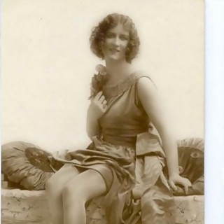 Antique Risque Post Cards Of 1920 With Naked Women From France