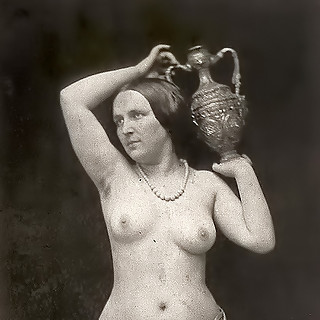 Glamorous Women of the Early 20 Century - Historical Vintage Photo Scans of Genuine Retro Erotica ci