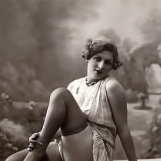 Young and Innocent Women Naked in Vintage Erotica Historic Photos of the Past 1900s Only on VintageC