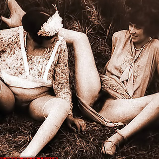 Vintage Photos of First Lesbians and First Anal Sex in the History of Porn Photography Natural Hairy
