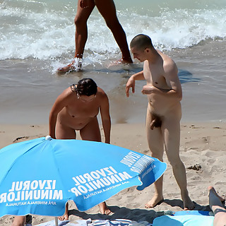 Lots of Naked Natural Girls at Naturist Beaches Expose Their Nude Bodies and Spread Legs to Let Us S