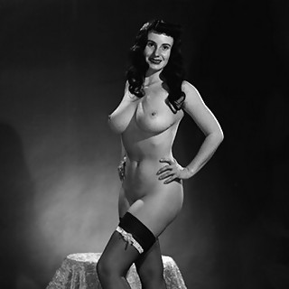 Hot Naked Vintage Pinups From The Retro Fifties