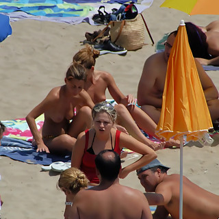 Wild Naturist Beaches with Lots of Beautiful Nude Women Enjoying Being Naked Among People who Like B
