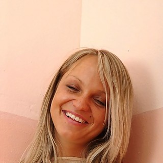 Unshaved teen displays her hairy cunt for you - fur lover