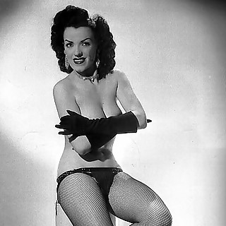 Big Round Milky Boobs of Vintage Pinup Models in Retro Black and White Photos of 1950-1960 Only on V