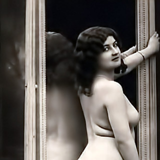 The very First Vintage Erotica Photos Shot More Than 100 Years Ago are Still Sexually Appealing and 