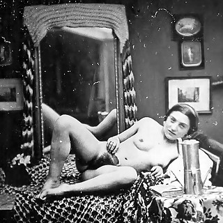 First Dirty Vintage Photo Tries To Take Pics of Naked Leg Spreading Women with Natural Hairy Pussies