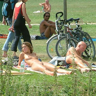 Wild Naturism Photos with Sexy Naked Girls Sunbathing and Also Sucking Cocks on Beach While Naturist