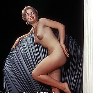 The Hottest Vintage Pinup Nudity Pics