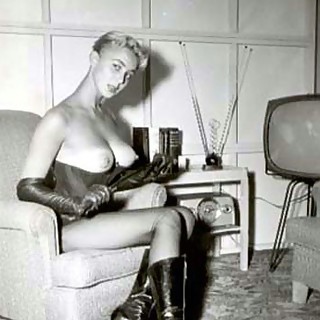 Hot Vintage Spanking And BDSM Photos From VintageCuties.com