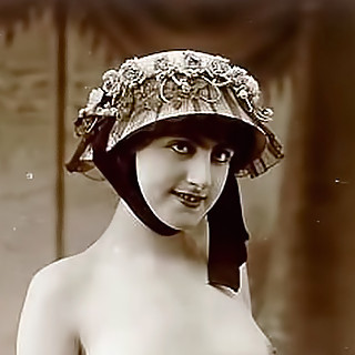 Vintage French Postcards Of 1920's Portraying Fully Naked Ladies In Hi Quality Images