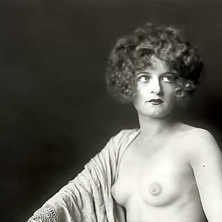 The Vulgar Erotica Photos Of Naked Women With Unshaven Cunts From 1920's